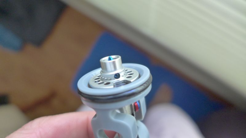 Close up of LSC adjuster