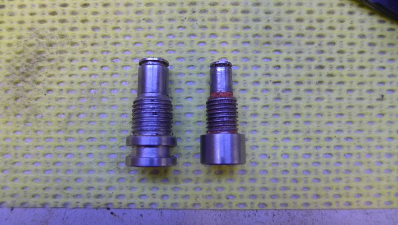 Small and large bracket axle unit mounting bolts compared